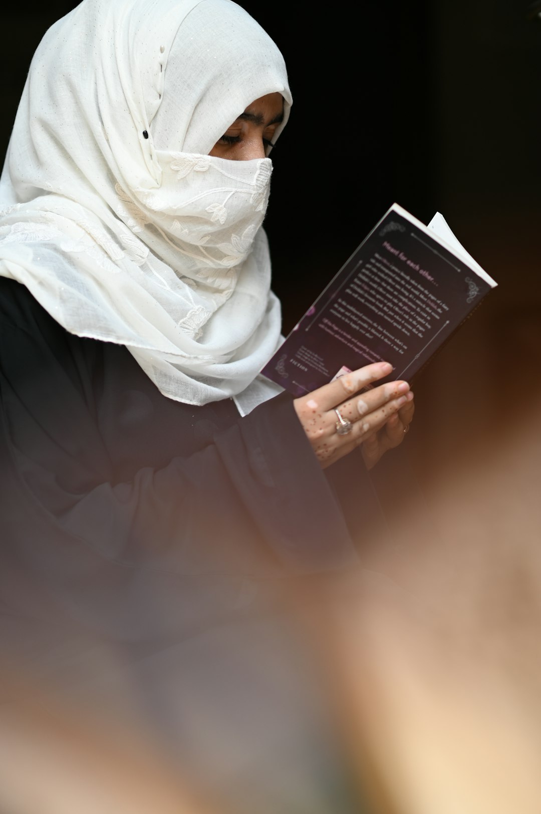 Female Quran teacher